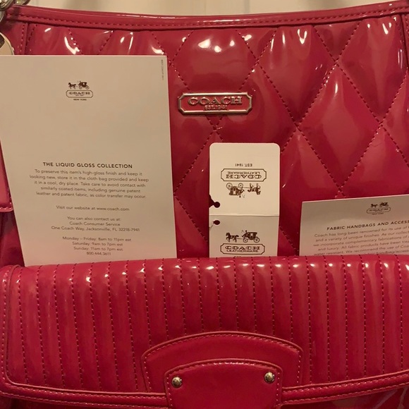 Coach purse - Picture 2 of 5